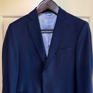 Men's Navy Blazer from JKT New York — Sz 38R